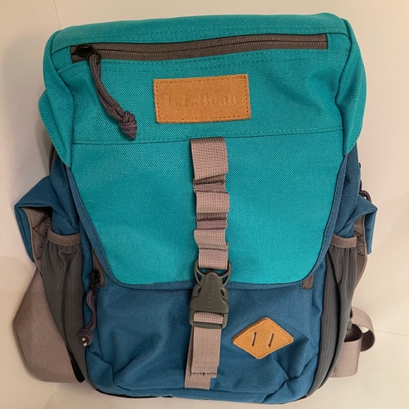 L.L Bean Messenger Bag NWOT - Picture 1 of 4